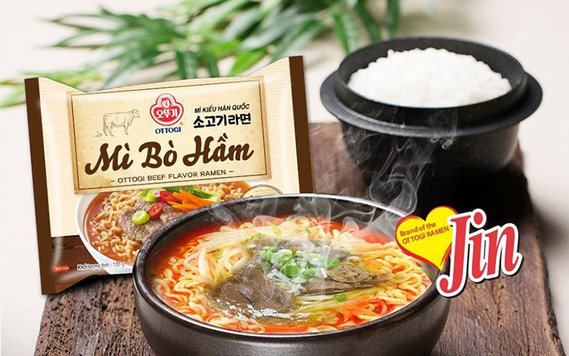 Lốc 8 gói mì bò hầm Ottogi 120g 0