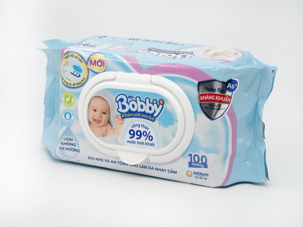 Khăn ướt em bé Bobby không mùi gói 100 miếng 1