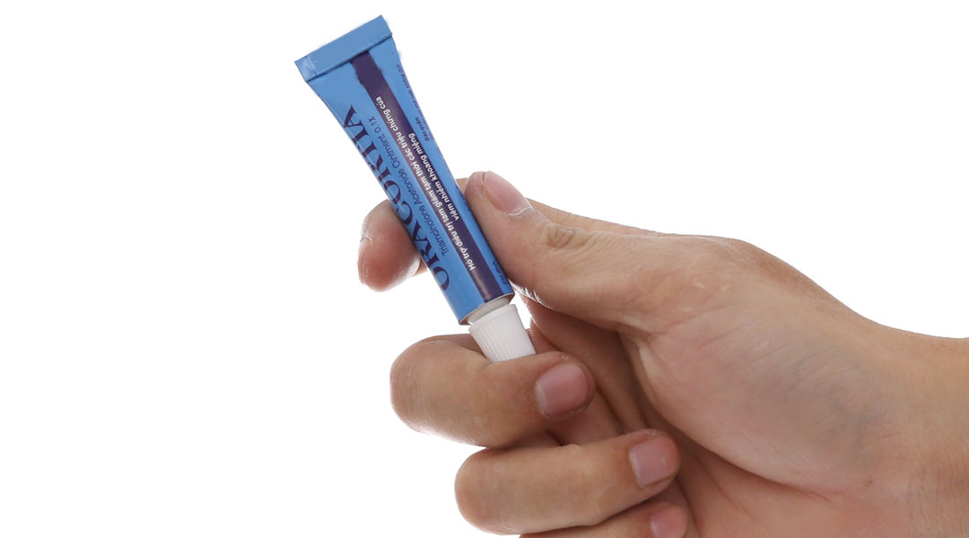 Thuốc mỡ Oracortia 0.1g trị viêm nhiễm khoang miệng