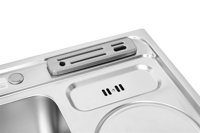 Chậu rửa chén 2 ngăn 1 hố rác inox Eurolife EL-C9245 Màu Inox