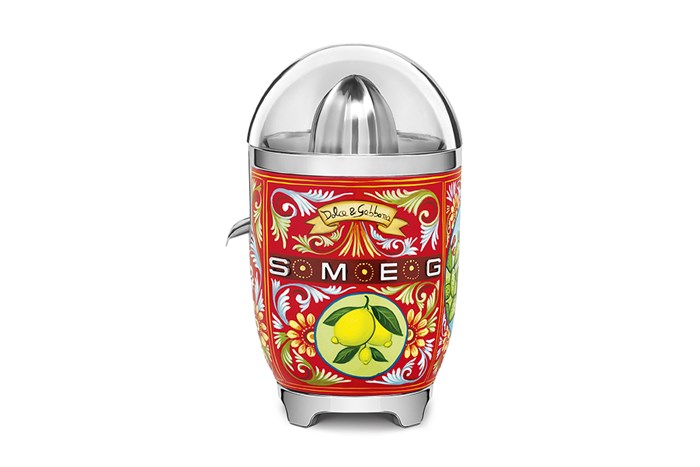 Máy vắt cam Smeg D&G CJF01DGEU (535.43.690) Màu Đỏ