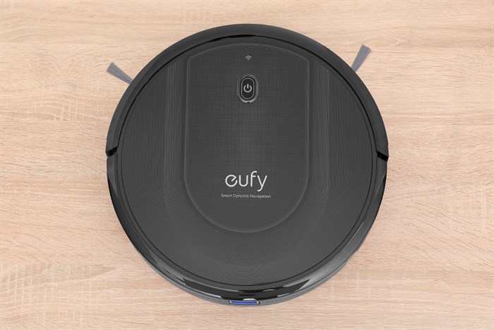 Robot hút bụi lau nhà Eufy Robovac G10 Hybrid - T2150 giá tốt Robot hút bụi lau nhà Eufy Robovac G10 Hybrid - T2150 giá tốt