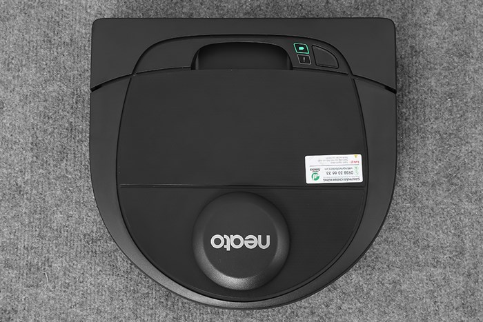 Robot hút bụi Neato Botvac Connected D601 Màu Đen