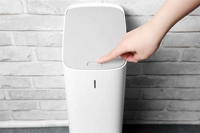 Robot hút bụi Samsung VR30T85513W/SV Màu Trắng