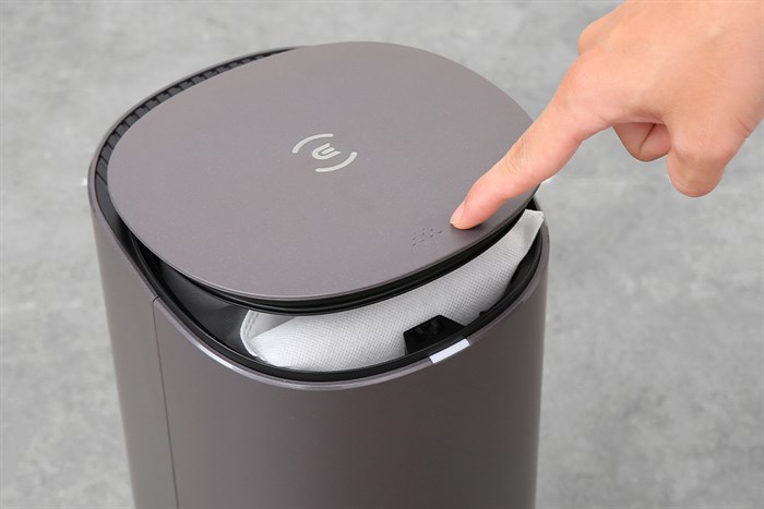 Robot hút bụi lau nhà Ecovacs Deebot T9 AIVI Plus Màu Đen