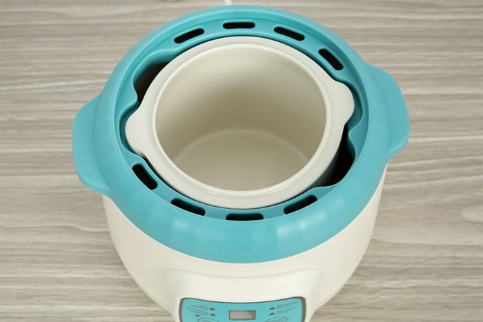 Nồi nấu chậm Bonbébé 0.8 lít BB-37 Màu Xanh da trời