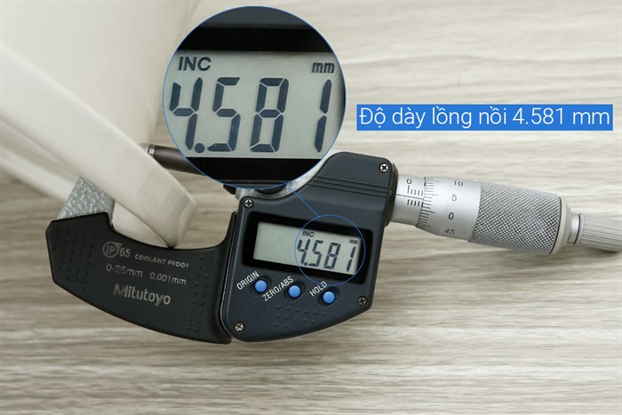 Nồi nấu chậm Bonbébé 2.5 lít BB-17 Màu Xanh Dương