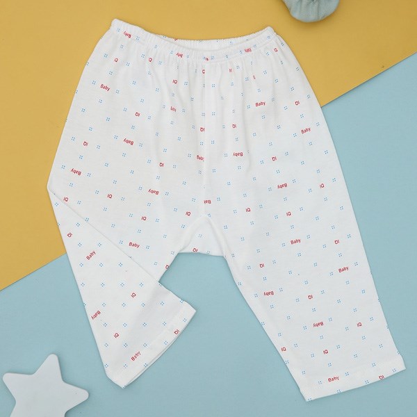 Quần dài in hình con sóc IQ Baby màu trắng 13