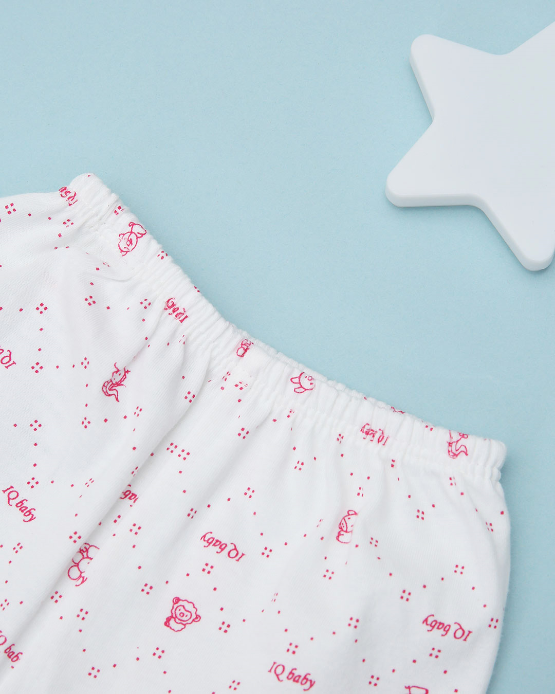 Quần dài in hình con sóc IQ Baby màu trắng 5
