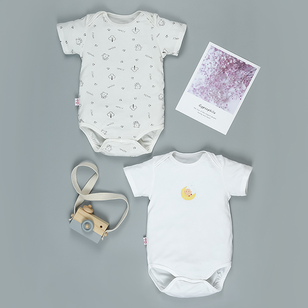 Combo 2 bodysuit tay ngắn in cá heo xanh và em bé IQ Baby màu trắng 17