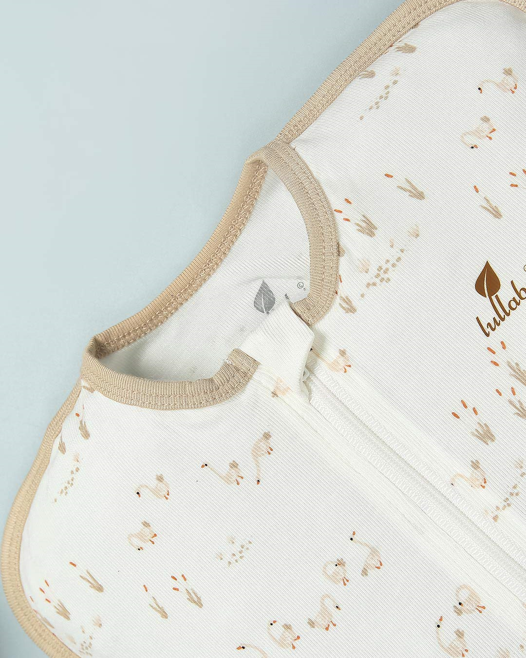 Nhộng chũn có khóa Lullaby NH849R 1 - 3 tháng màu trắng 19
