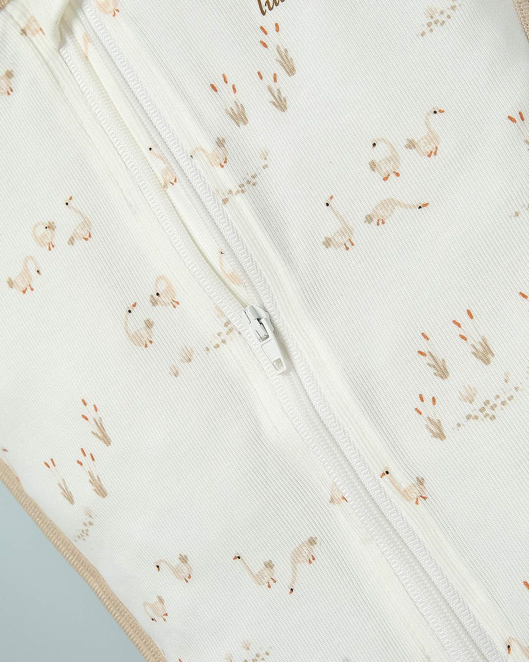 Nhộng chũn có khóa Lullaby NH849R 1 - 3 tháng màu trắng 20