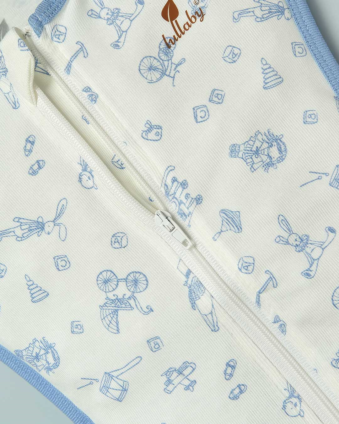 Nhộng chũn có khóa Lullaby NH849R 1 - 3 tháng màu trắng 28