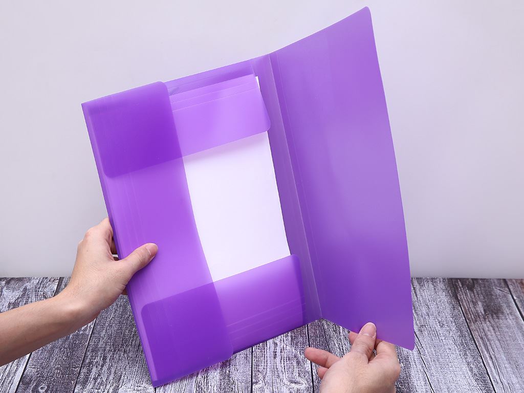 Bìa mềm đựng hồ sơ A4 UBL SF0019 (giao màu ngẫu nhiên) 6