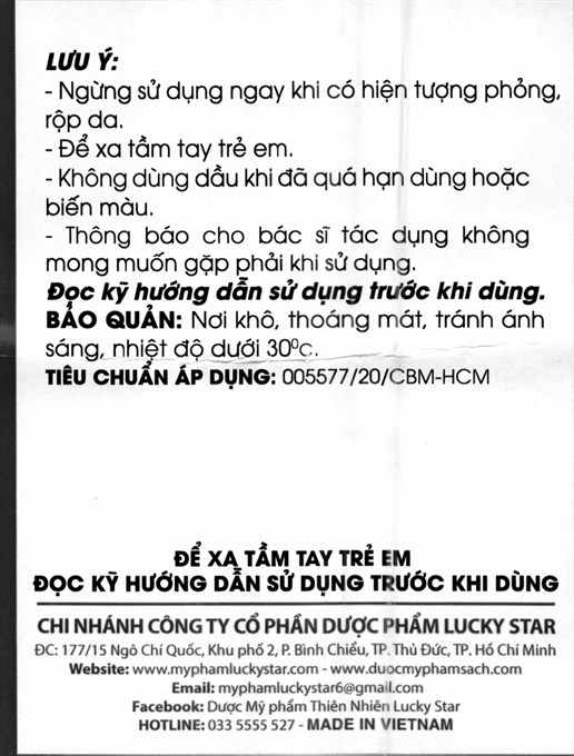 Dầu gió đỏ Lucky Star dùng giữ ấm cơ thể và xoa bóp