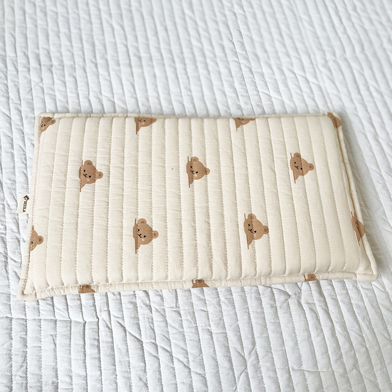 Gối Bessla 36x22x2 cm - Gấu (9 - 18 tháng) 2