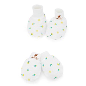 Set bao tay, bao chân cotton Lullaby NH284V màu trắng in hoa