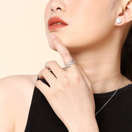 Nhẫn Hợp Kim Nữ AvaJi Đính Đá AVJ.R000235.00 Màu Bạc