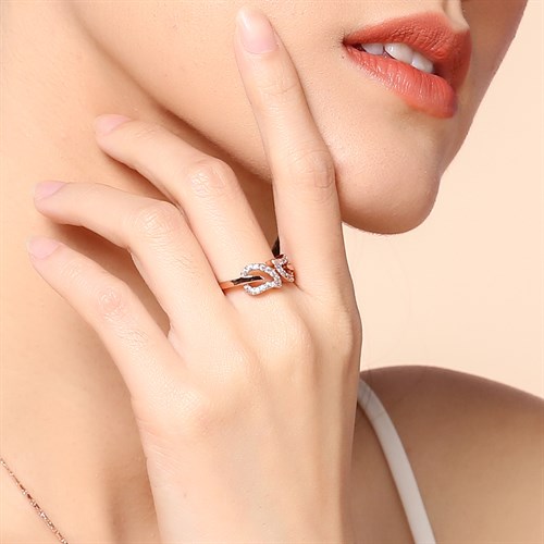Nhẫn Hợp Kim Nữ AvaJi Đính Đá AVJ.R000278.00 Màu Vàng Hồng