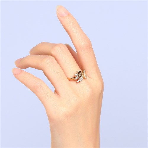 Nhẫn Hợp Kim Nữ AvaJi Đính Đá AVJ.R000286.00 Màu Vàng