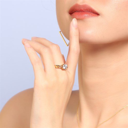Nhẫn Hợp Kim Đính Đá Nữ AvaJi AVJ.R000297.00 Màu Vàng