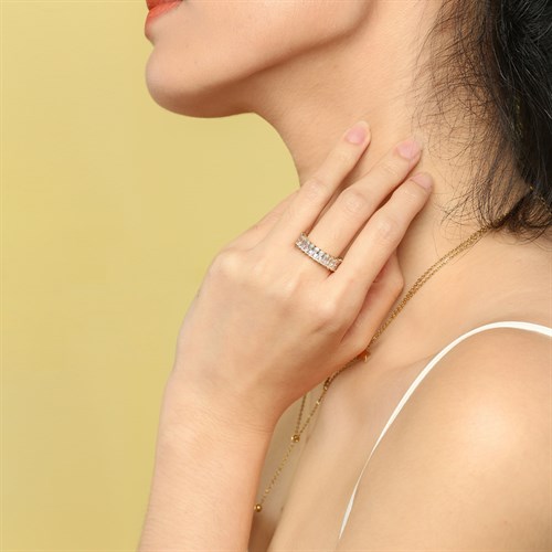 Nhẫn Hợp Kim Nữ AvaJi Đính Đá Zircon AVJ.R000061.00 Màu Vàng