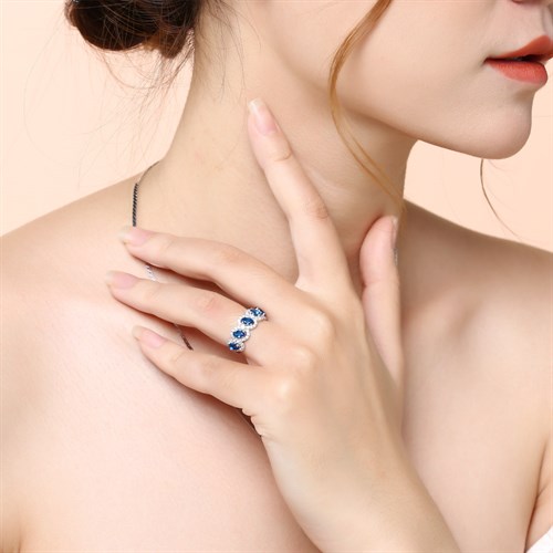 Nhẫn Bạc Nữ Đính Đá Mạ Vàng Trắng AvaJi AVJ.R000438 Màu Bạc