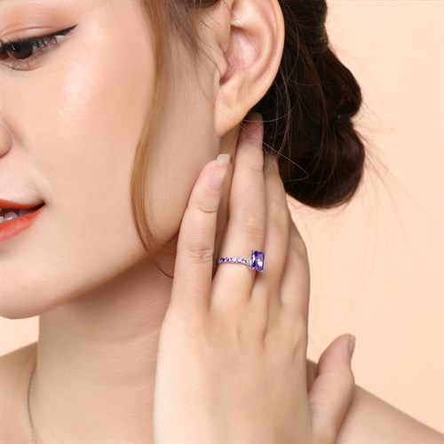 Nhẫn Bạc Nữ Đính Đá Mạ Vàng Trắng AvaJi AVJ.R000444 Màu Bạc