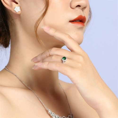 Nhẫn Bạc Nữ Đính Đá Mạ Vàng Trắng AvaJi AVJ.R000465 Màu Bạc