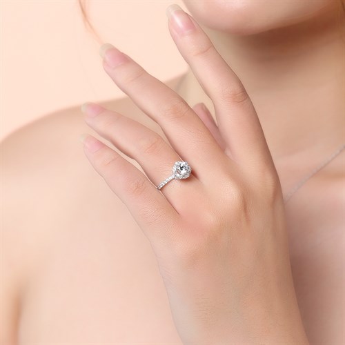 Nhẫn Bạc Nữ Đính Đá Mạ Vàng Trắng AvaJi AVJ.R000477 Màu Bạc