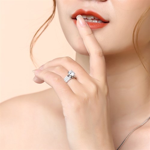 Nhẫn Bạc Nữ Đính Đá Mạ Vàng Trắng AvaJi AVJ.R000483 Màu Bạc