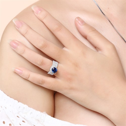 Nhẫn Bạc Nữ Đính Đá Mạ Vàng Trắng AvaJi AVJ.R000531 Màu Bạc