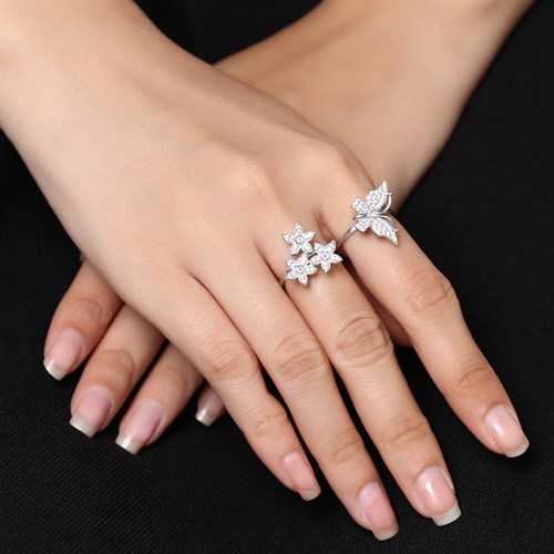 Nhẫn Bạc Nữ Đính Đá Mạ Vàng Trắng AvaJi AVJ.R000551 Màu Bạc