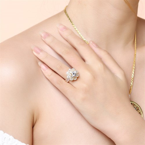 Nhẫn Bạc Nữ Đính Đá Mạ Vàng 18K AvaJi AVJ.R000575 Màu Vàng