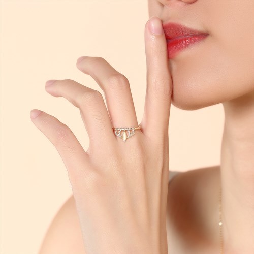 Nhẫn Hợp Kim Nữ Đính Đá AvaJi AVJ.R000672.00 Màu Vàng