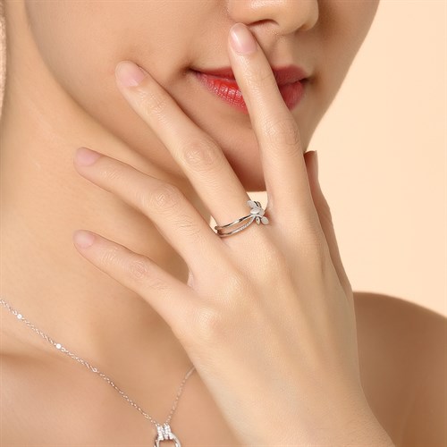 Nhẫn Hợp Kim Đính Đá Nữ AvaJi AVJ.R000714.00 Màu Bạc