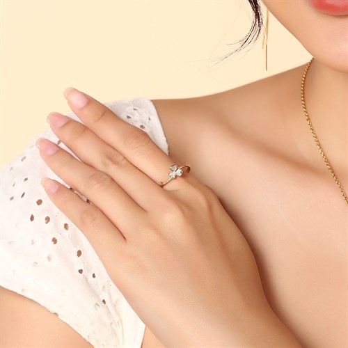 Nhẫn Hợp Kim Đính Đá Nữ AvaJi AVJ.R000733.00 Màu Vàng