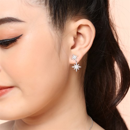 Bông Tai Hợp Kim Nữ AvaJi Đính Đá AVJ.E000072.00 Màu Bạc