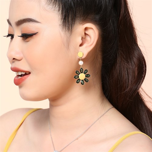 Bông Tai Hợp Kim Nữ AvaJi Ngọc Trai AVJ.E000081.00 Màu Vàng
