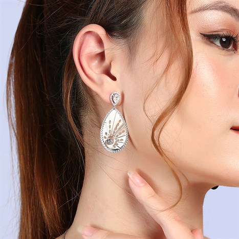 Bông Tai Bạc Nữ Đính Đá Mạ Vàng Trắng AvaJi AVJ.E000115.00 Màu Bạc