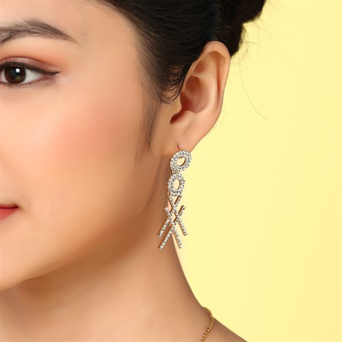 Bông Tai Hợp Kim Nữ Đính Đá AvaJi AVJ.E000285.00 Màu Bạc