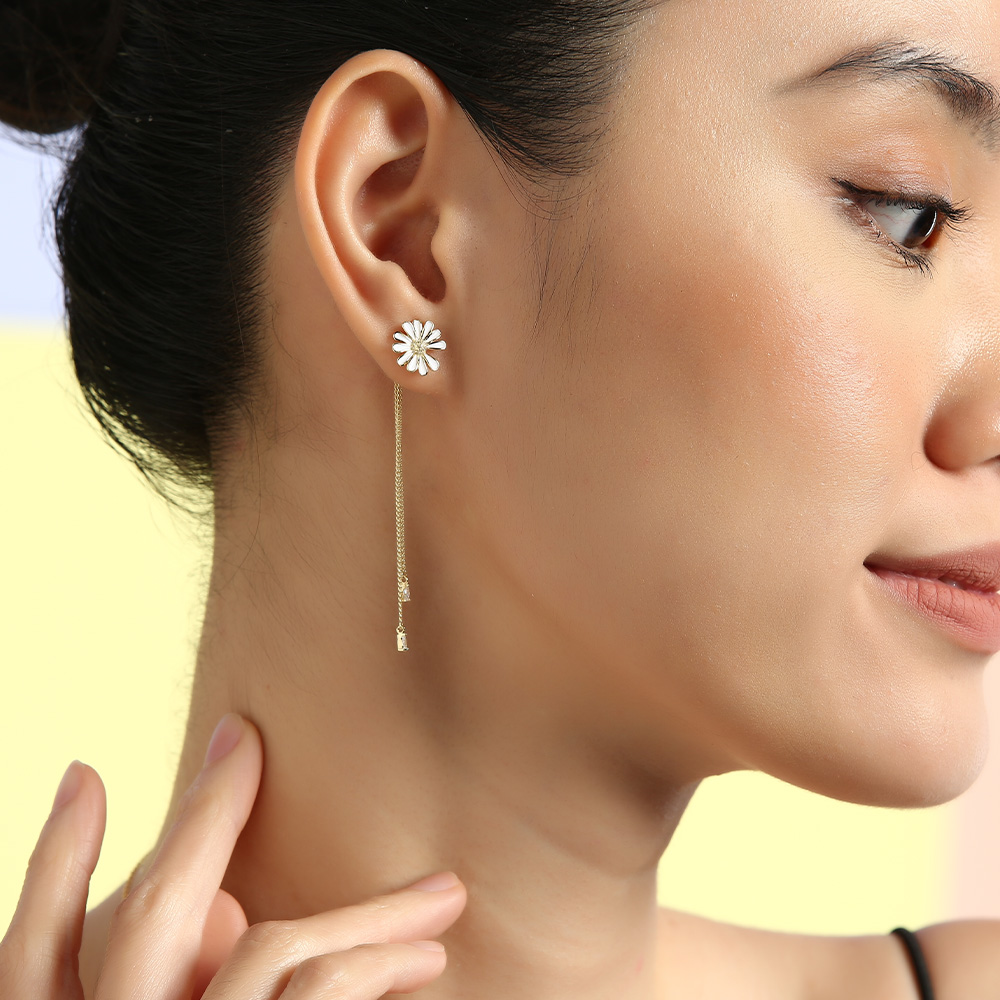 Bông Tai Hợp Kim Nữ Đính Đá AvaJi AVJ.E000306.00 Màu Vàng