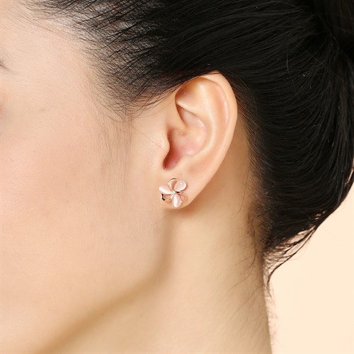 Bông Tai Hợp Kim Nữ Đính Đá AvaJi AVJ.E000371.00 Màu Vàng Hồng