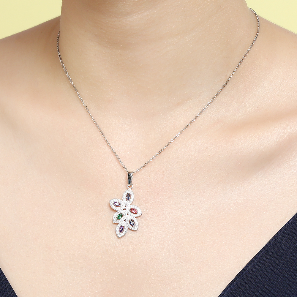 Mặt Dây Chuyền Hợp Kim Nữ AvaJi Đính Đá AVJ.P0000009.00 Màu Bạc