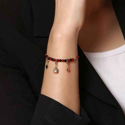 Vòng Tay Hợp Kim Nữ AvaJi Đính Đá AVJ.T000020.00 Màu Đỏ