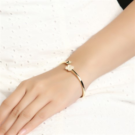 Vòng Tay Hợp Kim Nữ Đính Đá AvaJi AVJ.B000127.00 Màu Vàng