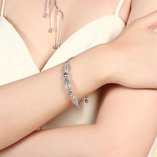 Lắc Tay Bạc Nữ Đính Đá Mạ Vàng Trắng AvaJi AVJ.B000044 Màu Bạc