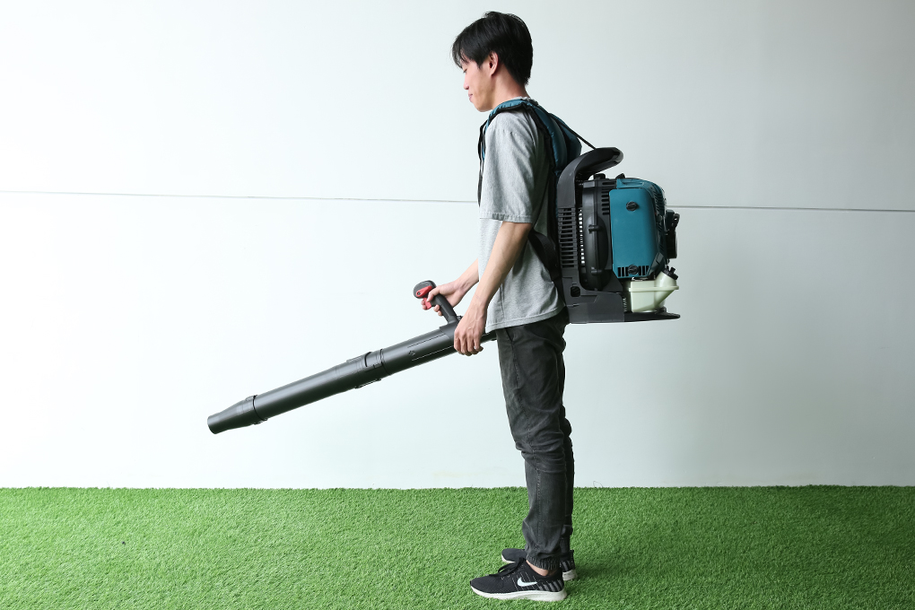 Máy thổi bụi chạy xăng Makita EB7660TH 3000W Màu Xanh lá