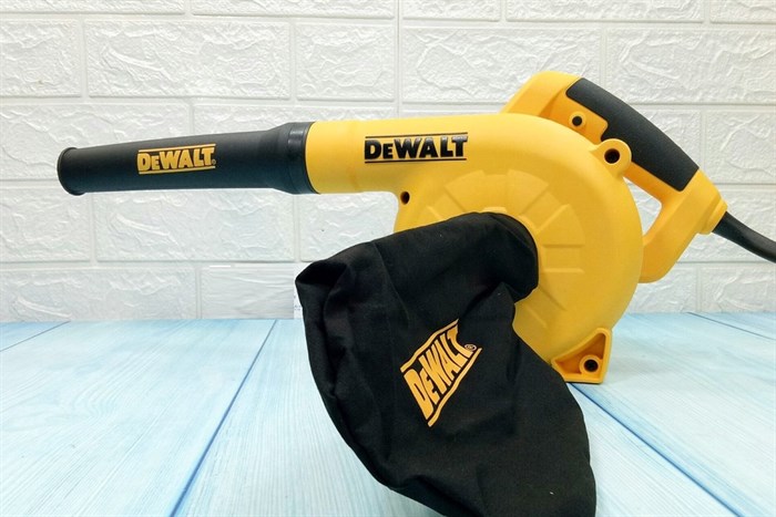 Máy thổi bụi Dewalt DWB6800-B1 820W