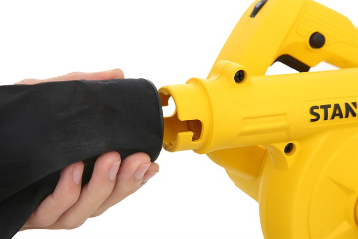 Máy thổi bụi Stanley STPT600-B1 600W